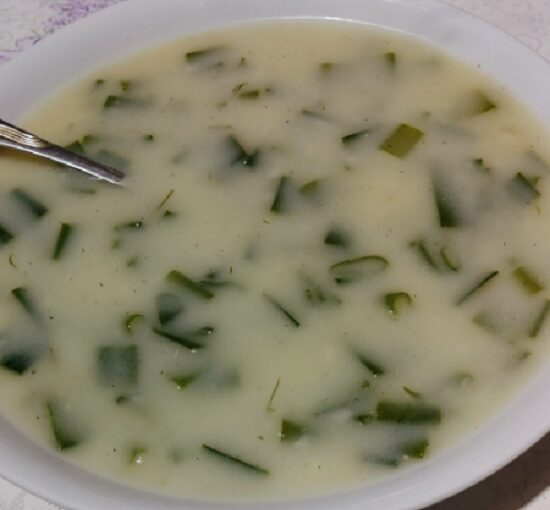 egyszerű hagymaleves